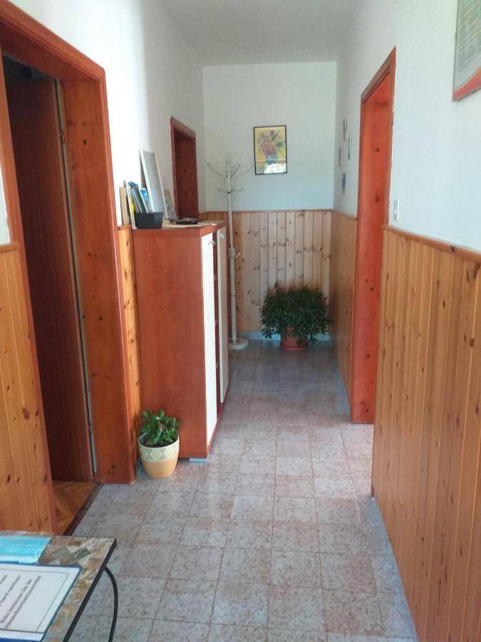Lori Apartment Pula Exterior foto